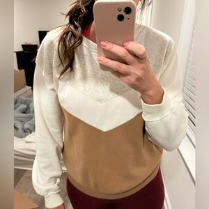 Abercrombie & Fitch Chevron Colorblock Pullover Sweatshirt Size: M